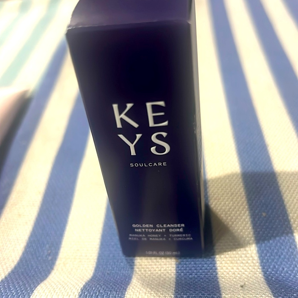 KEYS Golden Cleanser Soulcare 30ml this cleanser is the best!!
